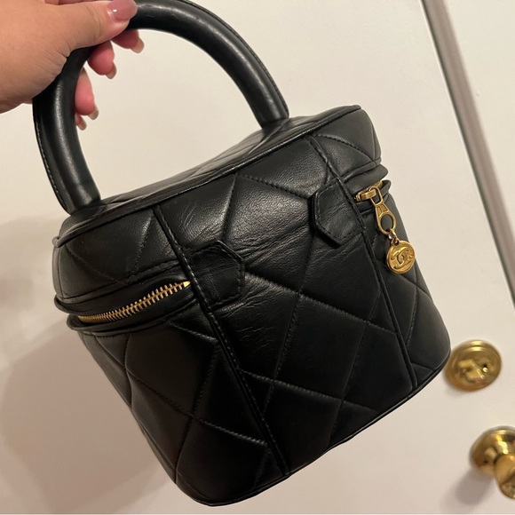 Chanel Top handle vintage vanity 24K GHW - Picture 12 of 15